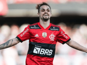 Michael rescinde contrato com Flamengo e está livre no mercado