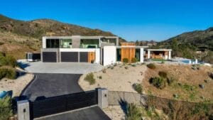 Taylor Lautner: Trajetória de Sucesso e Investimentos Fora das Telas